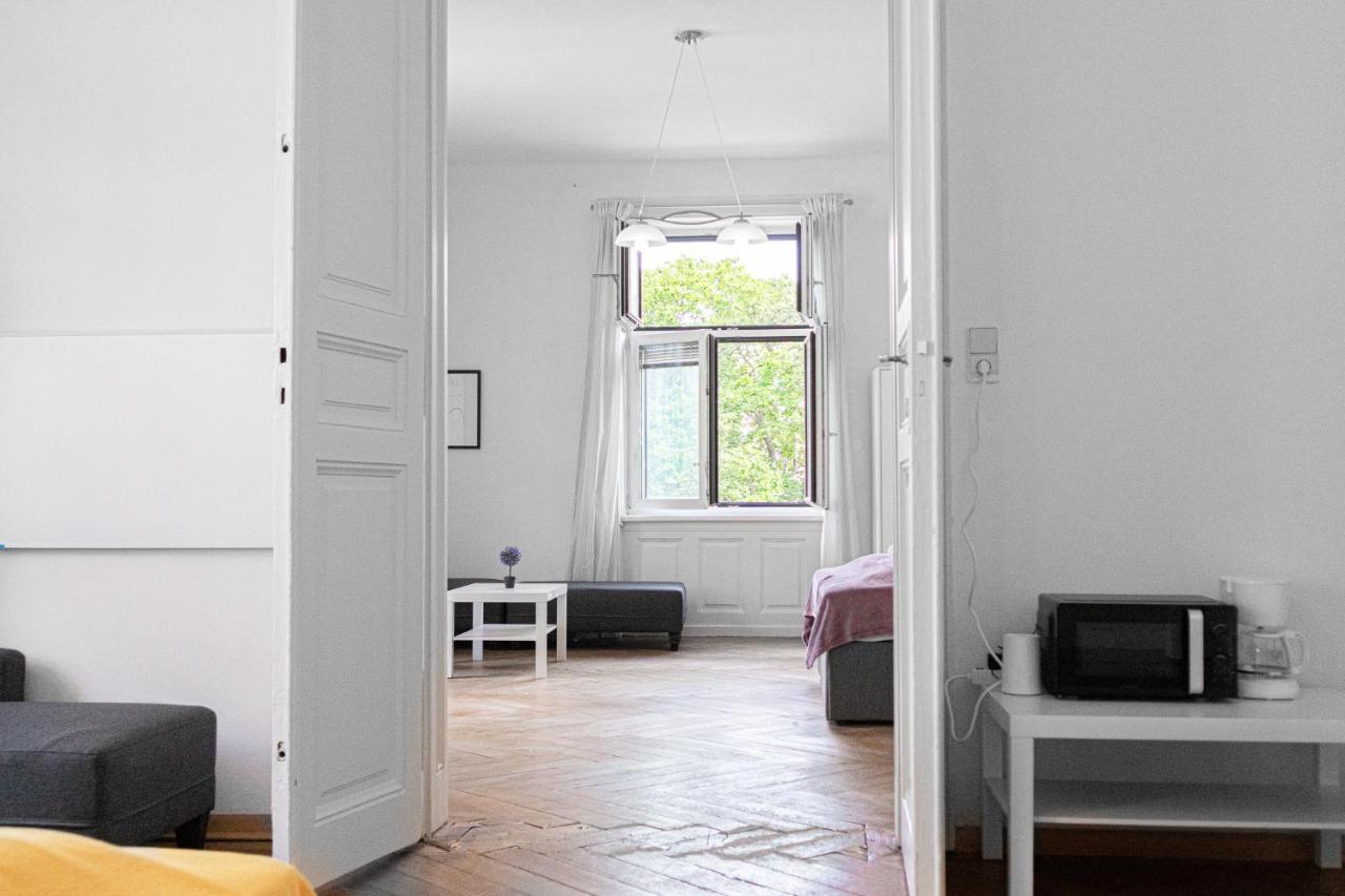 Cozy 2Br Apt. Near Akh Hospital-Ideal For Longstay Vienna Esterno foto
